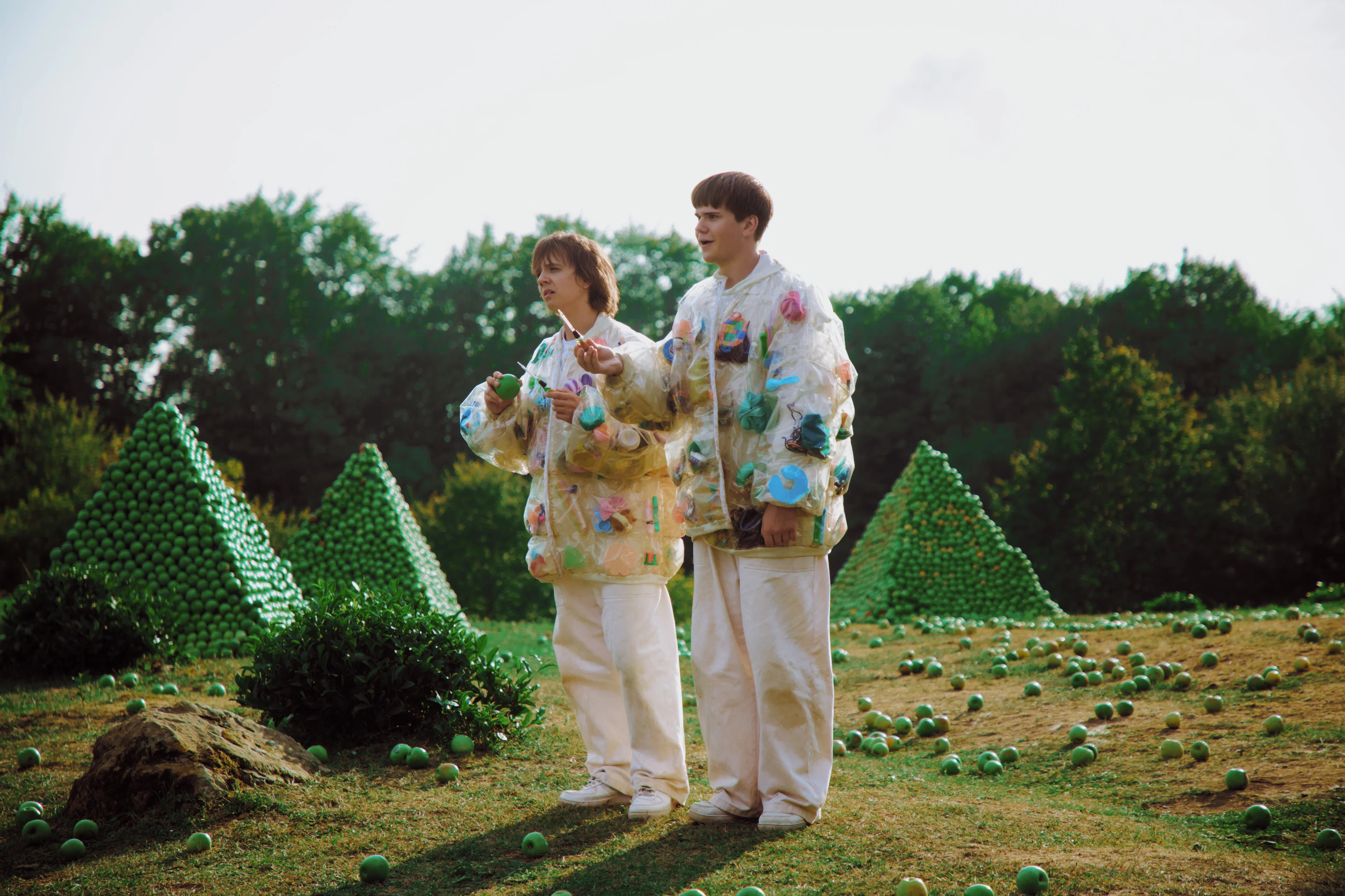 Фото со съёмок фильма «Алиса в Стране Чудес»
kinopoisk.ru    