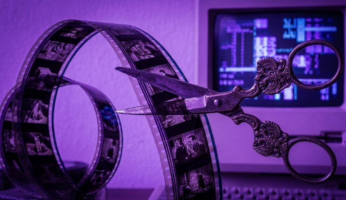 Обложка статьи Как устроена цензура кино: рассказ переводчицы