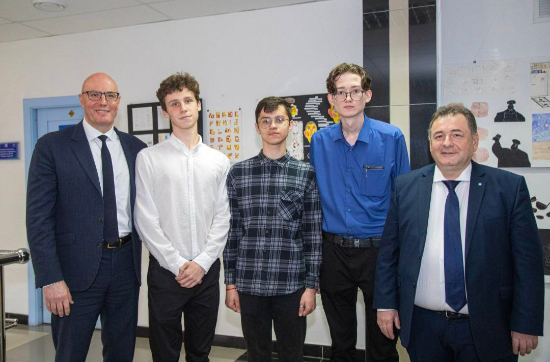 Кевин Лик (2й справа)
Фото из семейного архива&nbsp;&nbsp;